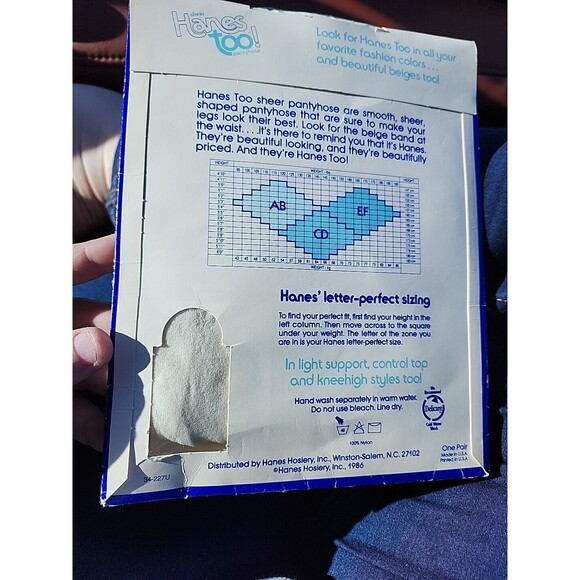 Vtf 1997 Hanes Too Day Sheers Pantyhose PEARL Sheer Reinforced Toe Size CD Nylon - Picture 4 of 7